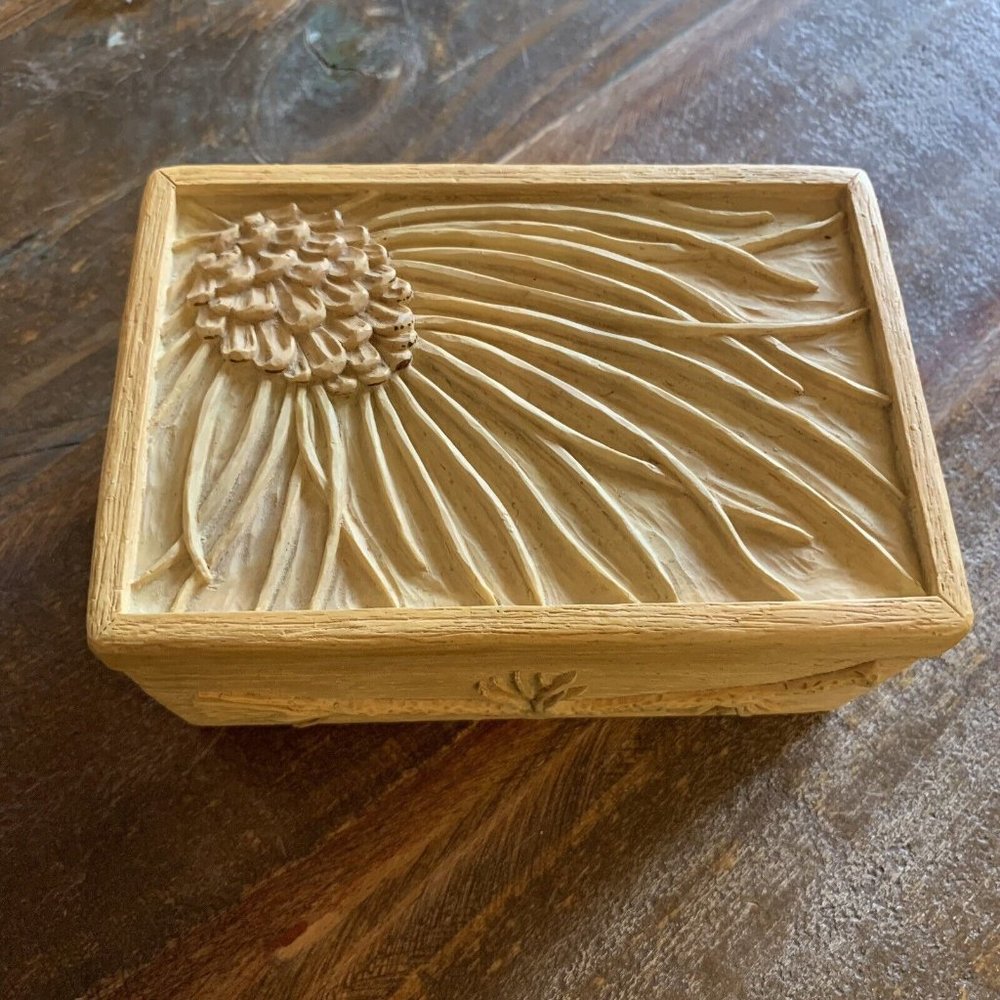 2005 Tom Herold Demdaco Resin Pine Cone Branch Trinket Jewelry Box unique